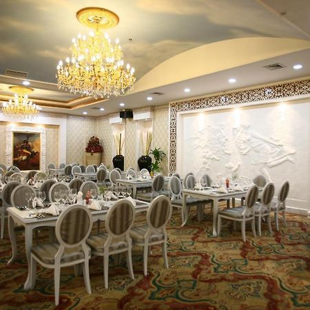 Luoyang Grand Hotel Restoran foto
