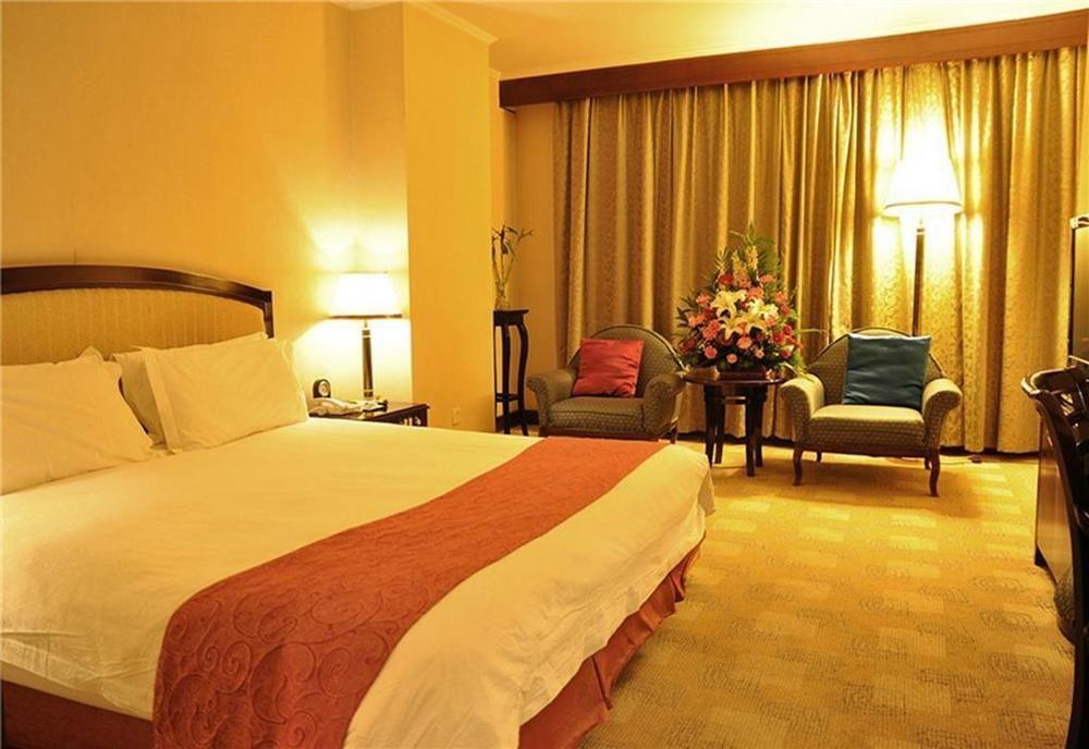 Luoyang Grand Hotel Bagian luar foto